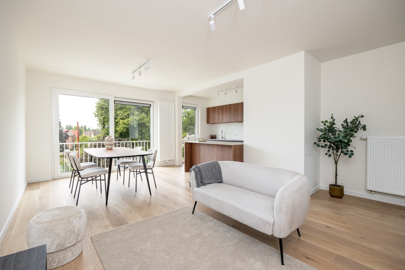 Gerenoveerd energiezuinig appt met 2 slpk te Kontich! 