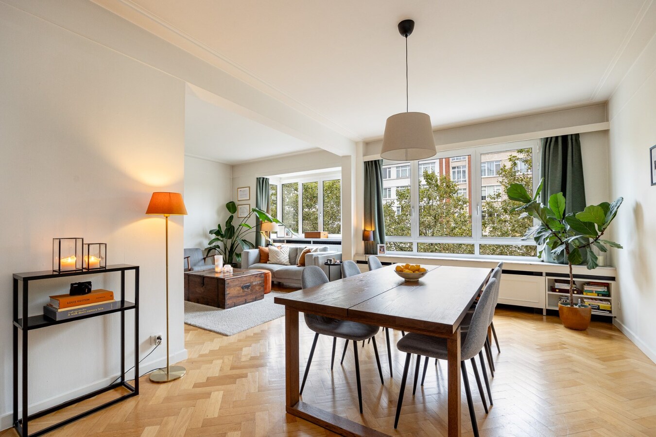 Prachtig Art Deco appartement 138 m&#178; met 2 slaapkamers in centrum Antwerpen 