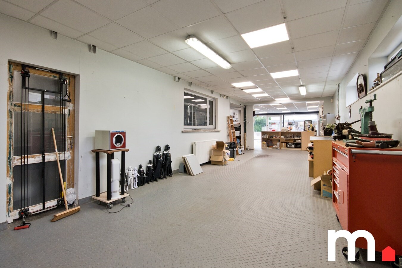 Uniek handelshuis met woonst op toplocatie – 220m&#178; commerci&#235;le Ruimte + 165m&#178; woning 
