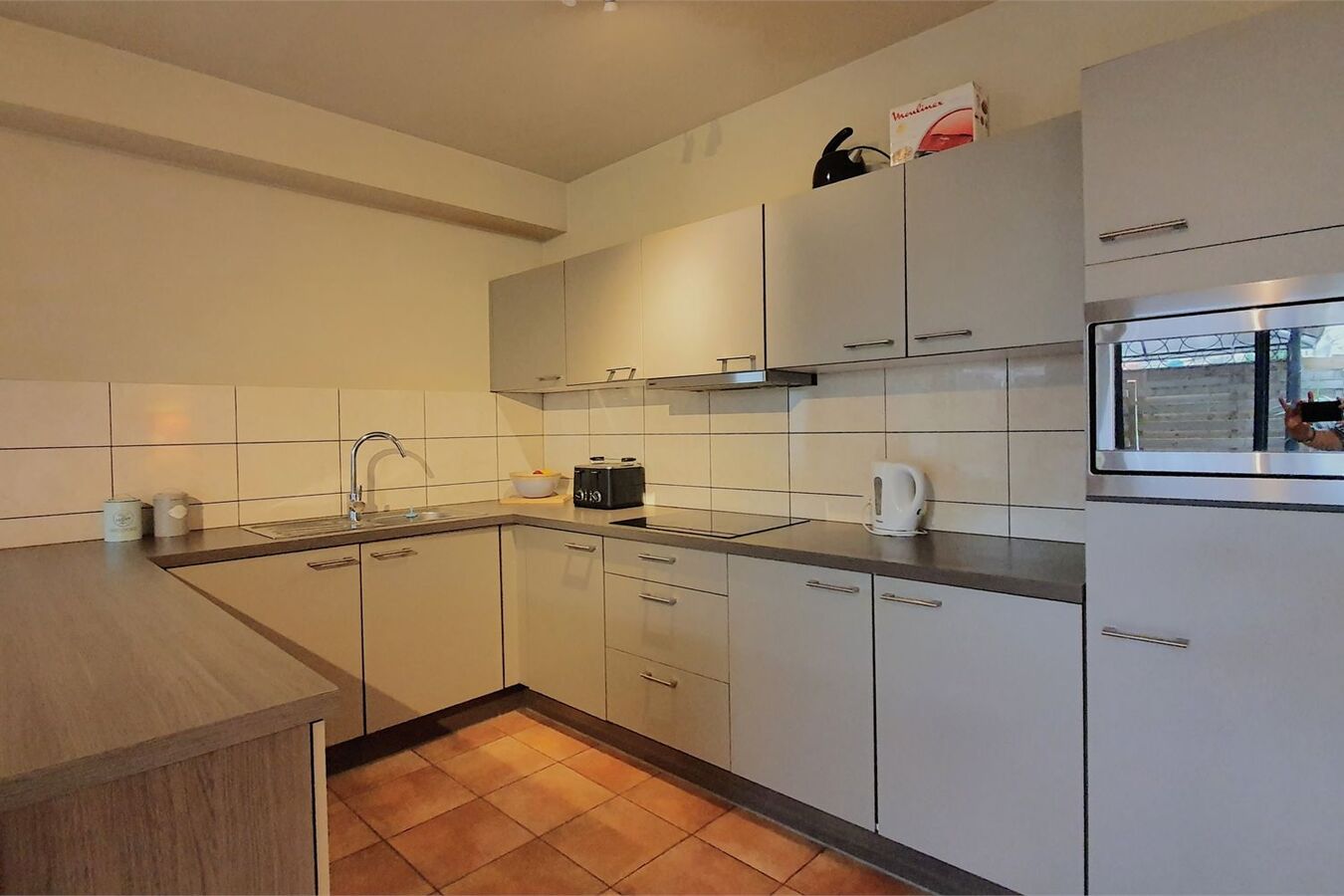 Appartement in charmante vierkantshoeve 