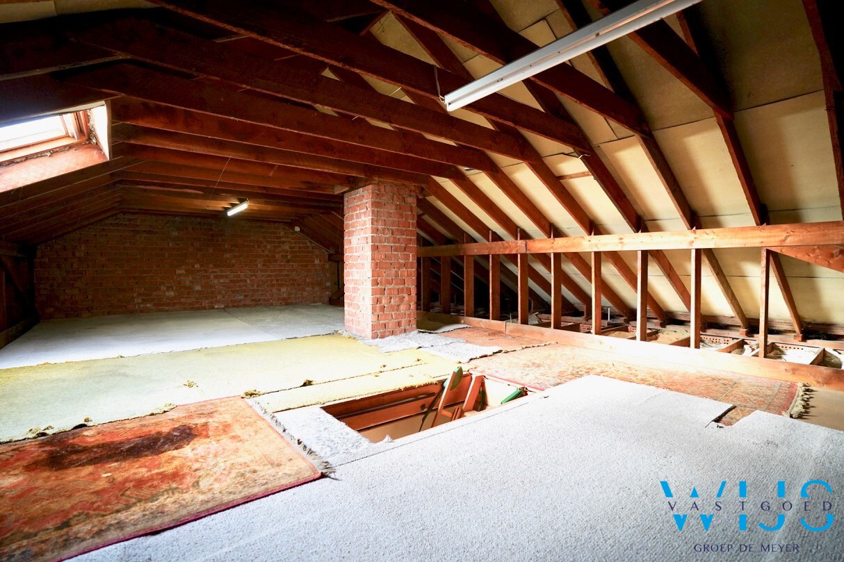 Zeer goed onderhouden woonhuis op 1.165m&#178; te ERTVELDE ! 