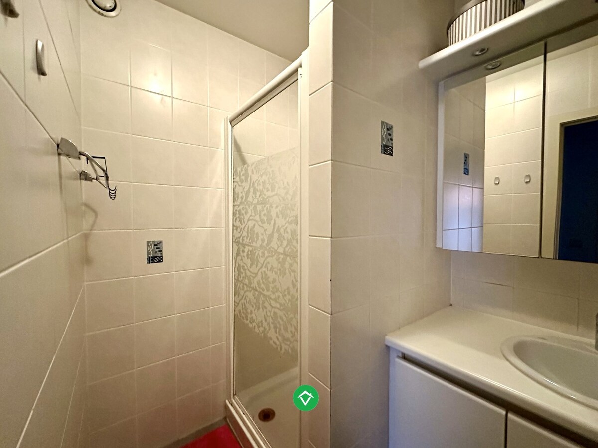Recent tweeslaapkamerappartement te huur in hartje Middelkerke 