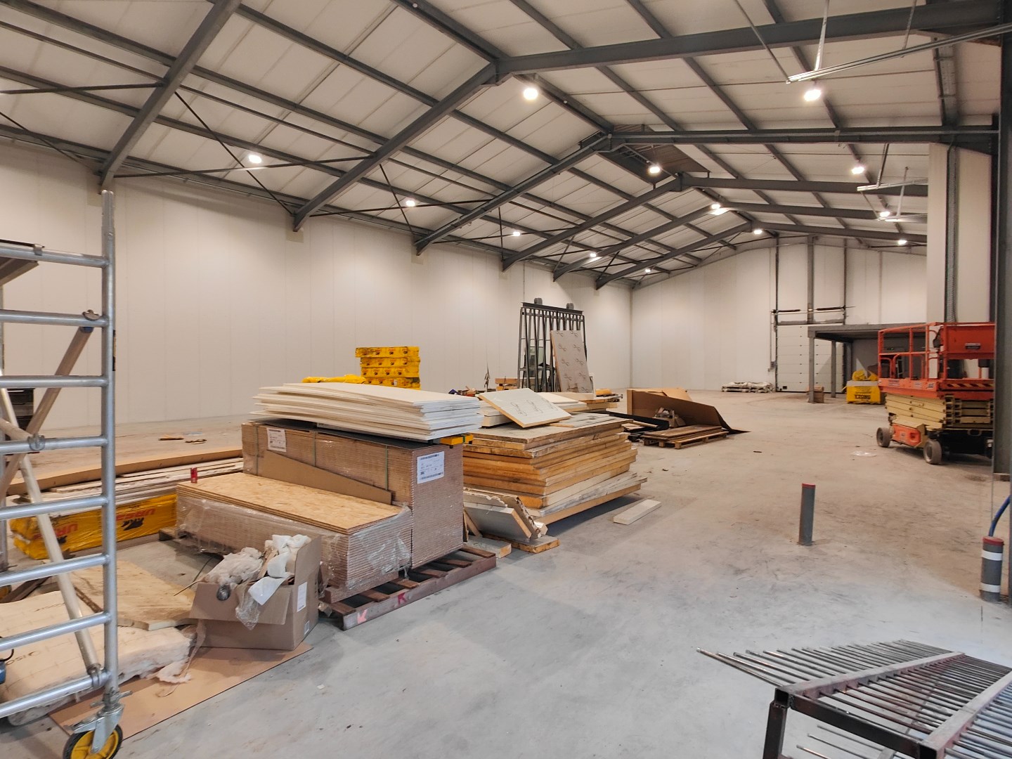 Nieuwbouw loods te huur van 352m&#178; 