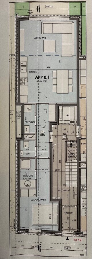Gelijkvloers appartement op een centrale ligging met &#233;&#233;n slaapkamer, tuin en autostaanplaats te Roeselare 