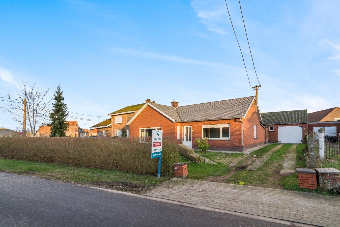 Woning te koop op rustige locatie met mooi perceel 