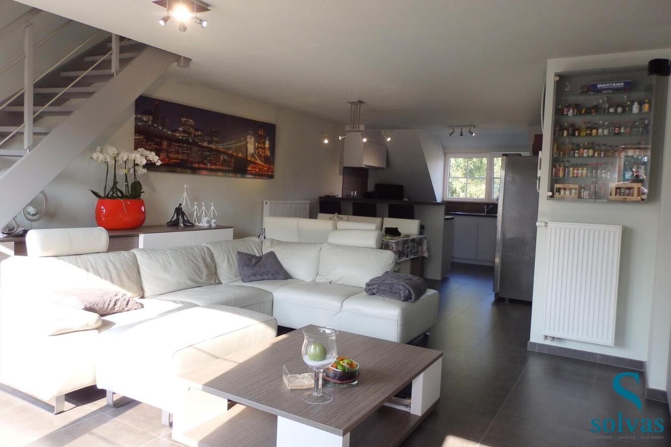 VERKOCHT! Duplex appartement in centrum Zomergem! 