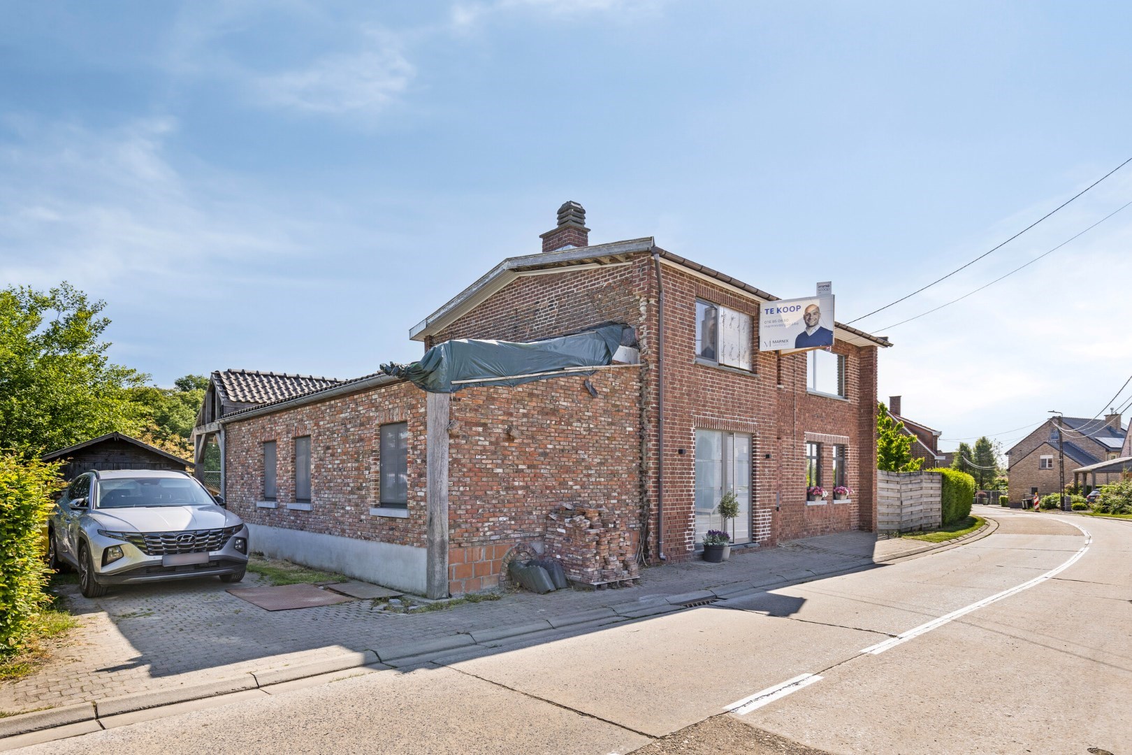 Goed gelegen open bebouwing met 4 slaapkamers en tuin in Kerkom - EPC 540 kWh/m&#178; - bewoonbare oppervlakte 238  m&#178; 