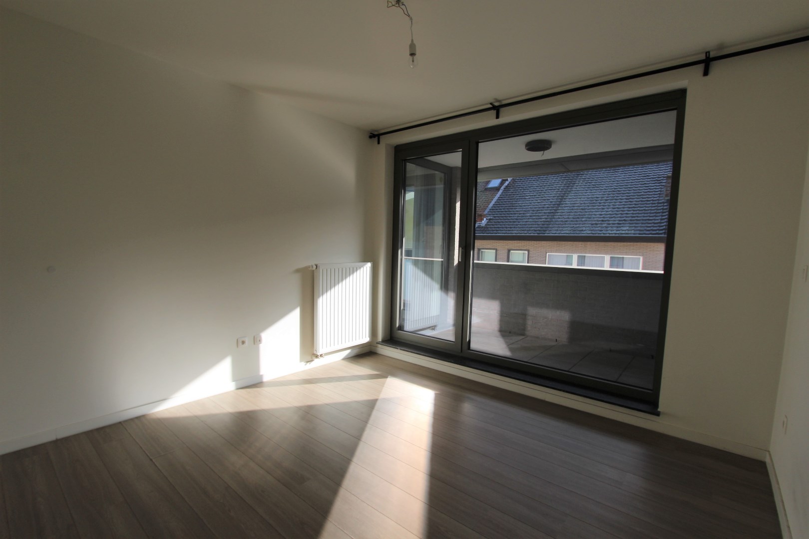 MODERN APPARTEMENT MET 2 TERRASSEN EN GARAGE 