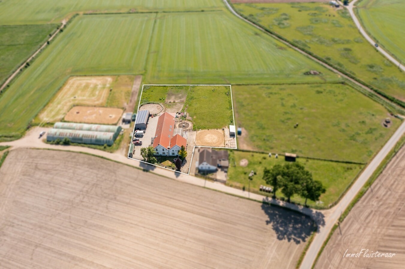 Ferme charmante avec b&amp;b/g&#238;te et &#233;curies pour chevaux sur environ 67 ares &#224; Kinrooi. 