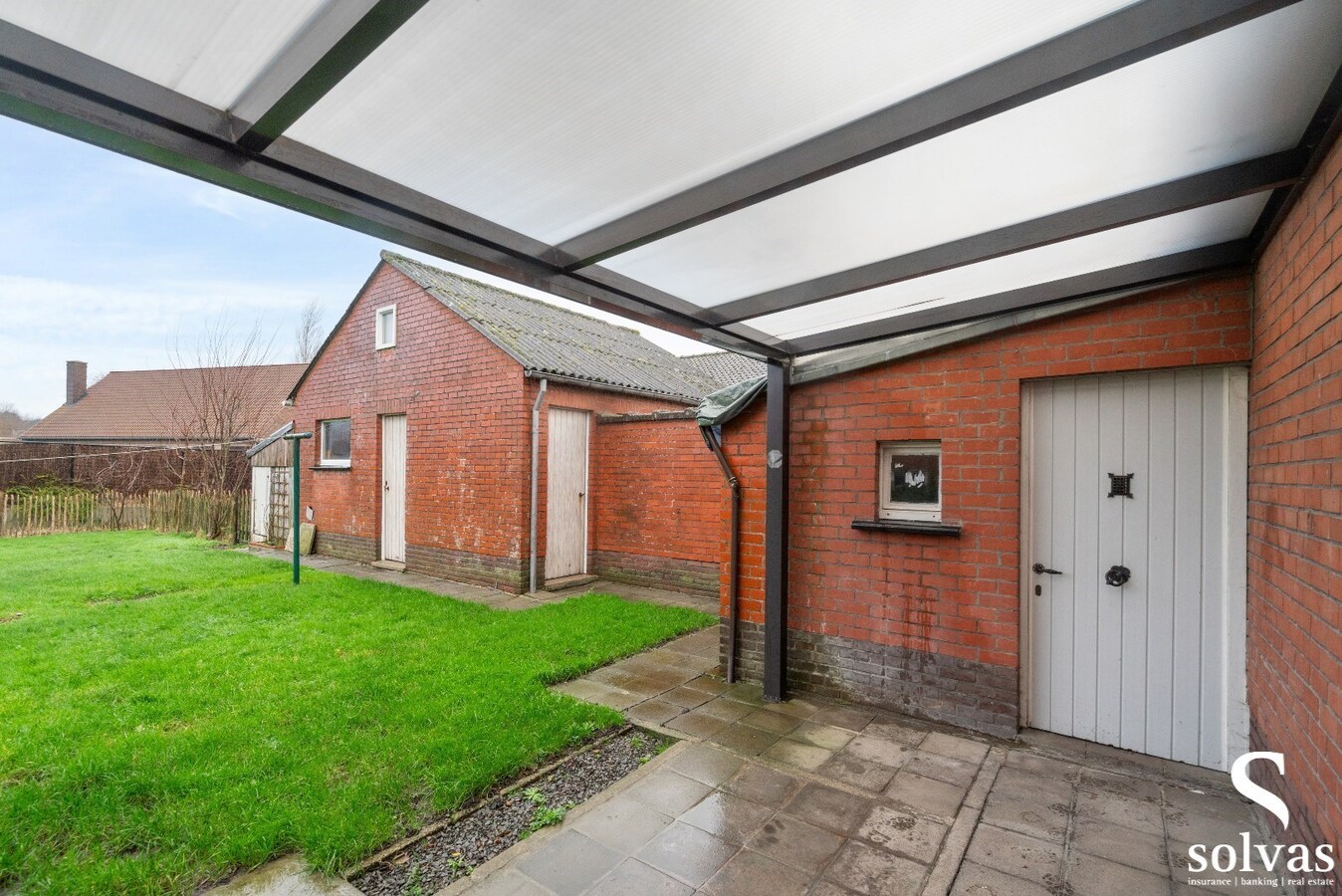 Woning te koop op rustige locatie met mooi perceel 