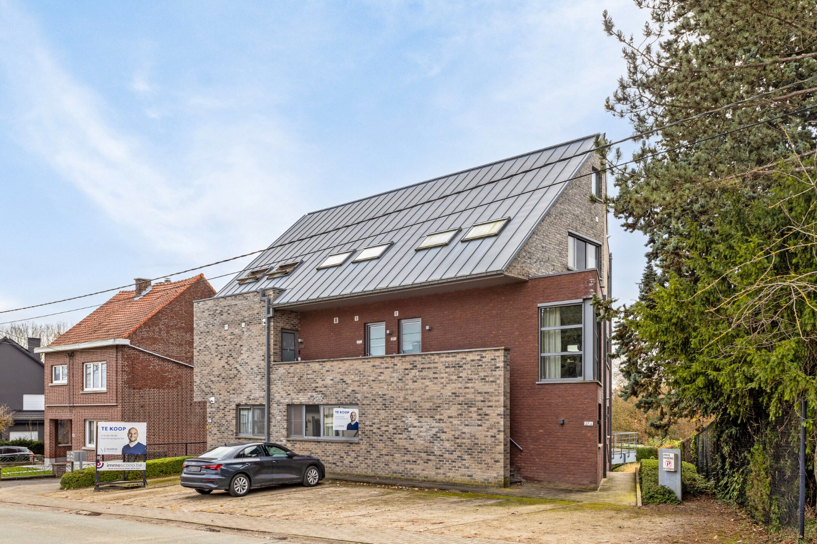 Goed gelegen 2-slaapkamerappartement met berging , terras en 2 staanplaatsen - EPC 138 kWh/m&#178; - bewoonbare oppervlakte 97 m&#178; 