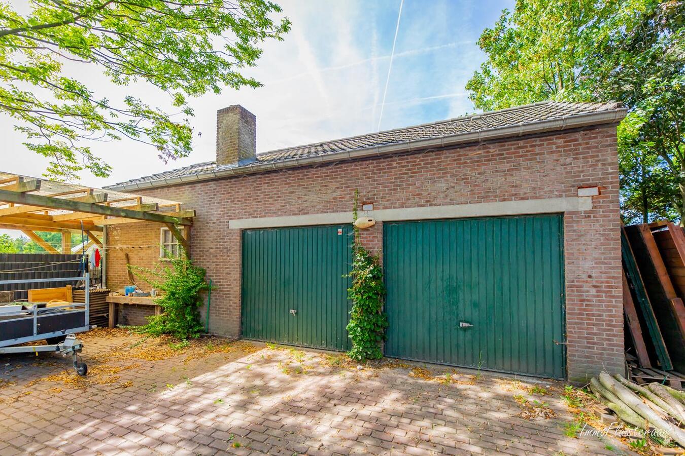 Charmante woning met bijgebouw op ca. 1,5 Ha te Poppel 