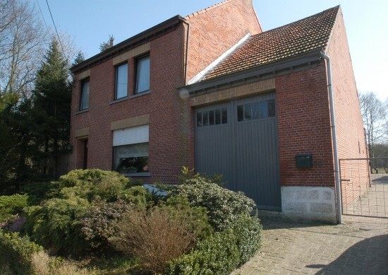 Boerderij met stallen en paddock op ca. 3.335m&#178; 