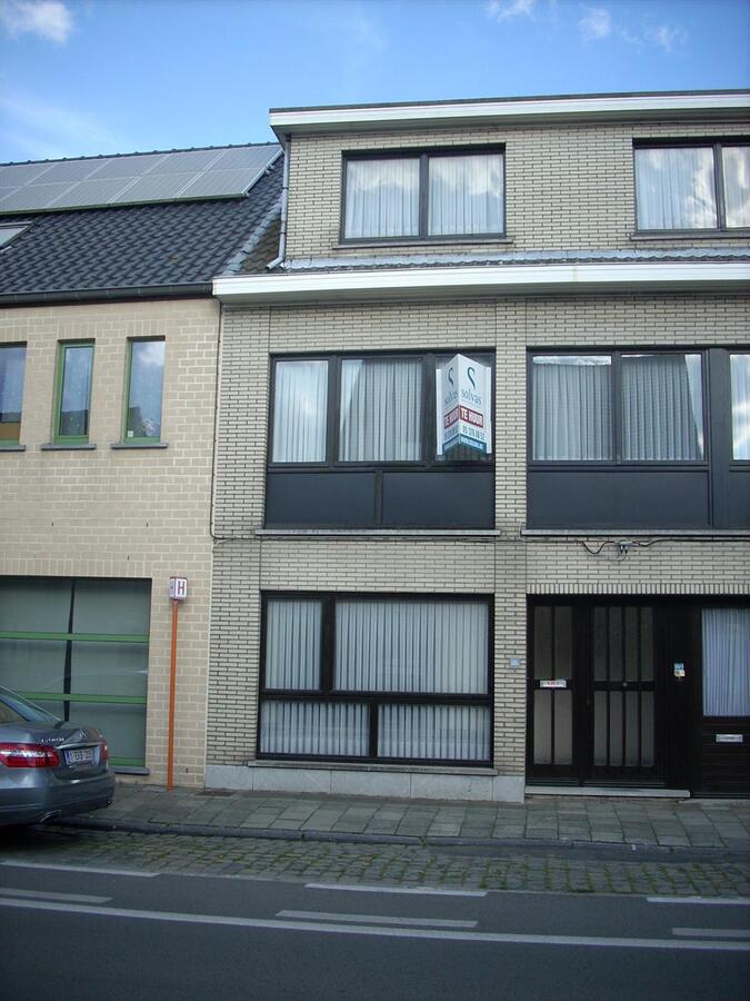 Ruime woning met 3 slaapkamers &amp; tuin te Waarschoot 