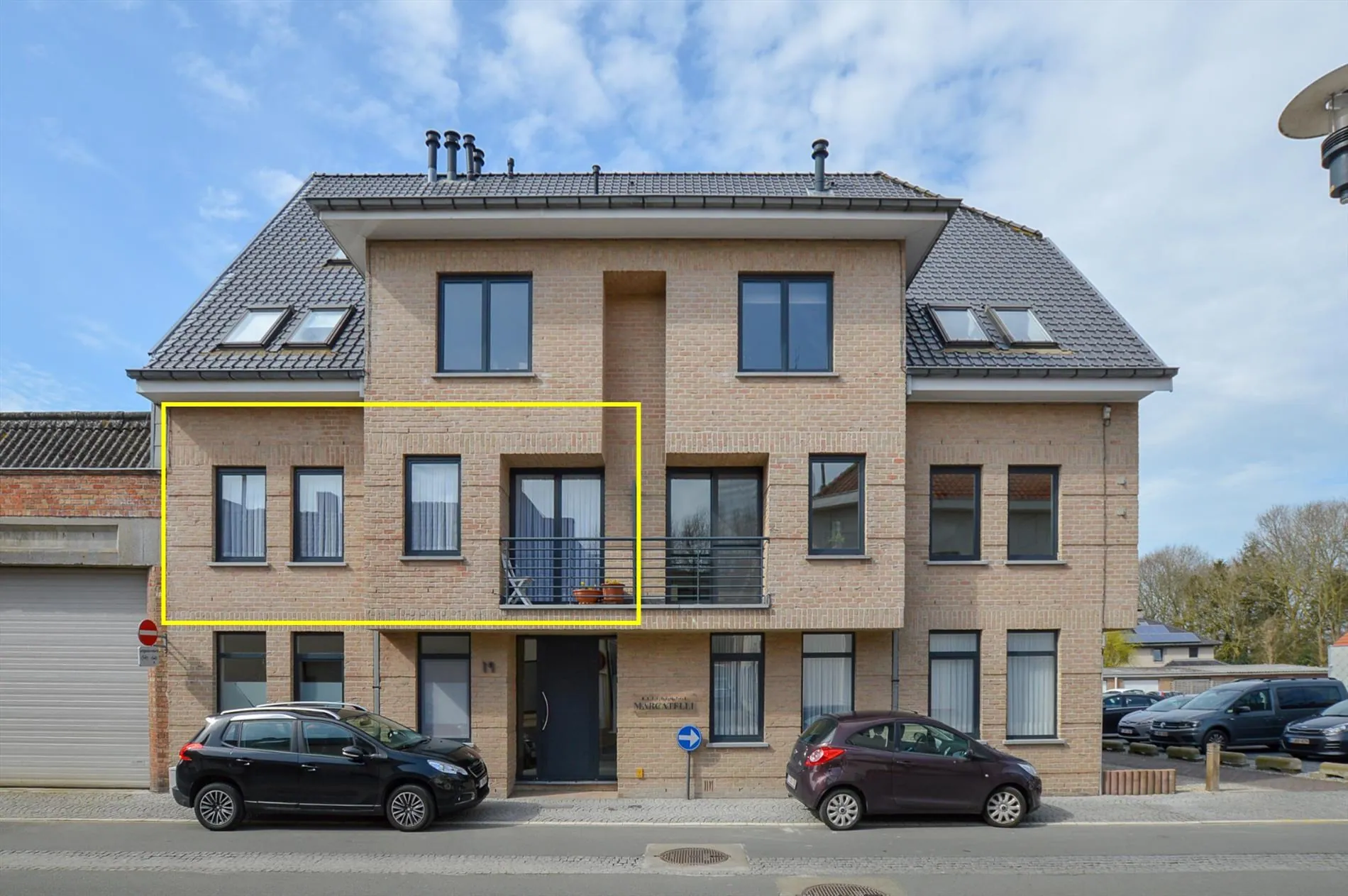 Instapklaar appartement met garage op centrale ligging te Oudenburg