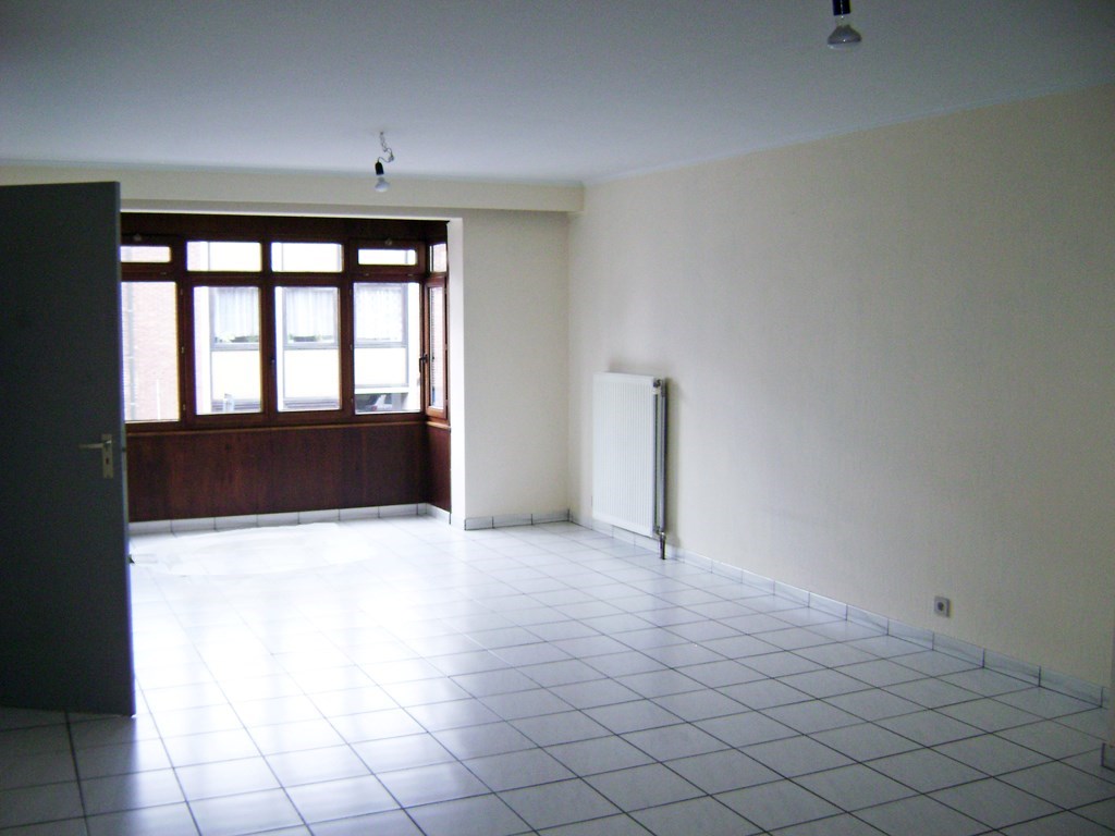 Energiezuinig appartement met 2 slpk, balkon, kelderberging en parking. 