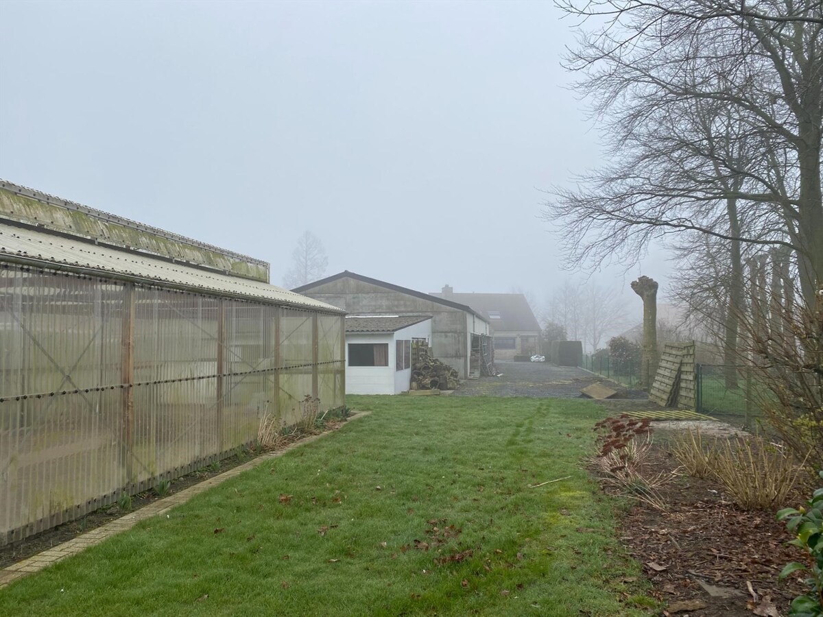 Woning met loods te Kortemark 