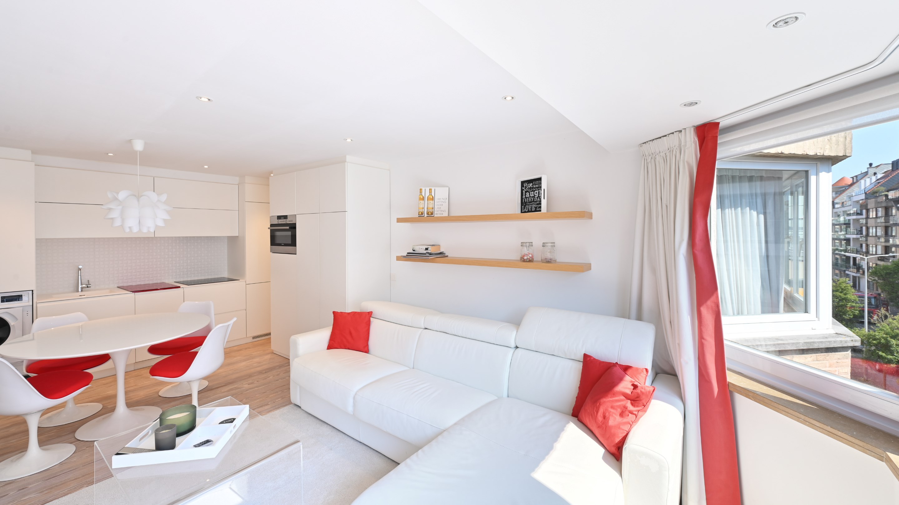 Appartement confortable avec 1 chambre, id&#233;alement situ&#233; &#224; 500 m&#232;tres de la digue de la plage d&#39;Albertstrand et des rues commer&#231;antes de Knokke. 