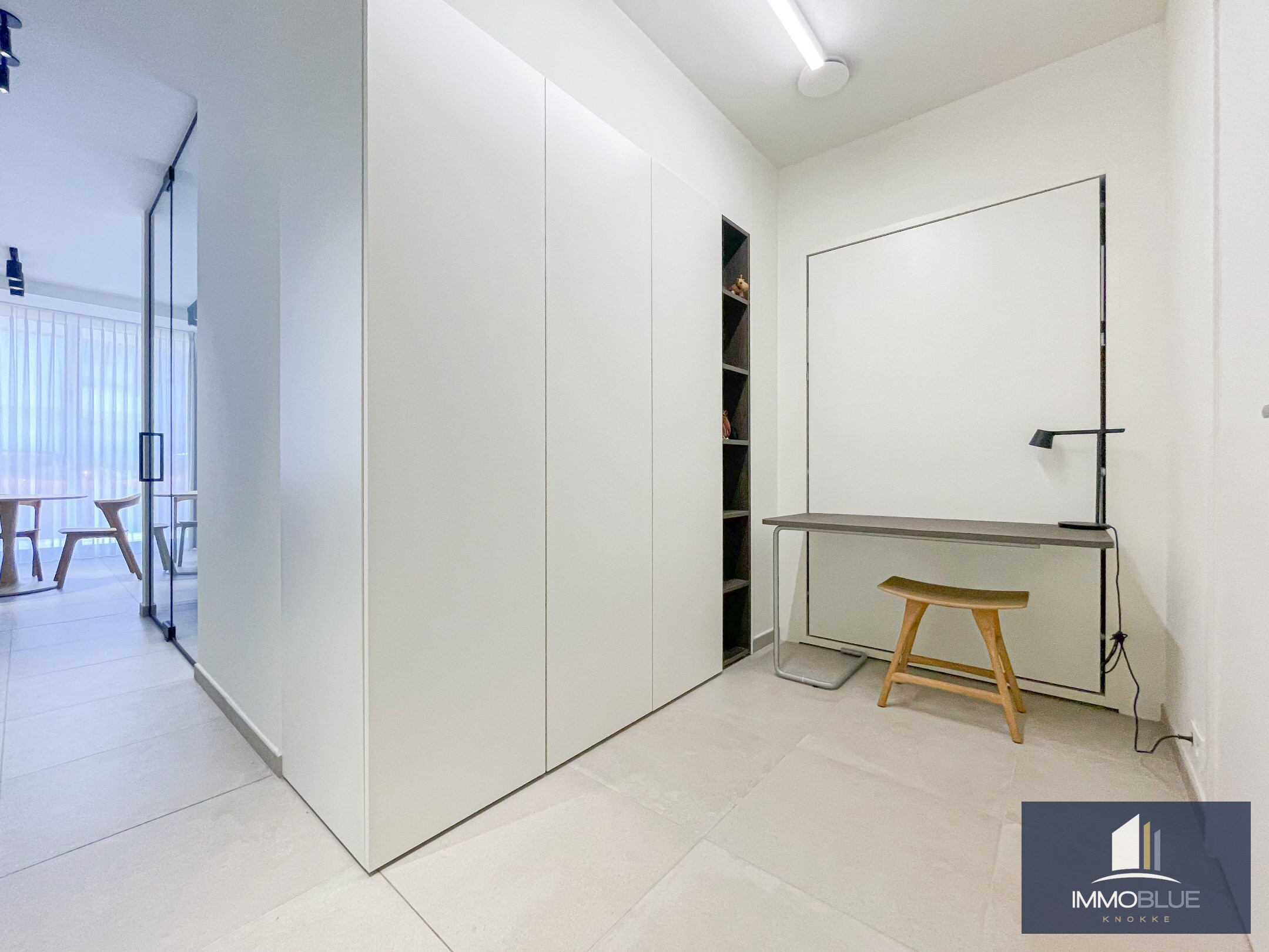 Appartement d&#39;angle sublime situ&#233; dans une r&#233;sidence r&#233;cente &#224; proximit&#233; de la Dumortierlaan. 