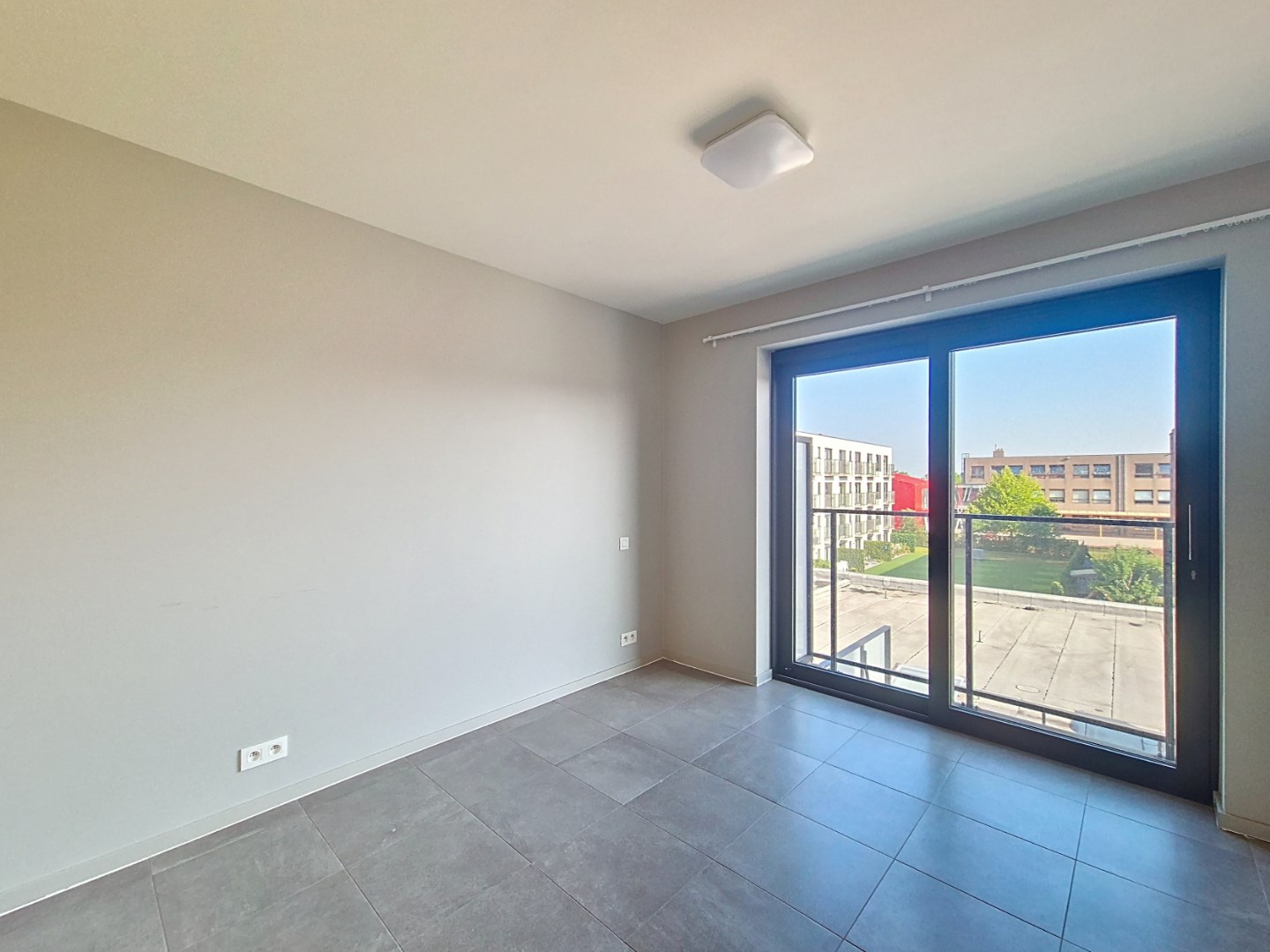 Appartement met 2 slpks en garage 