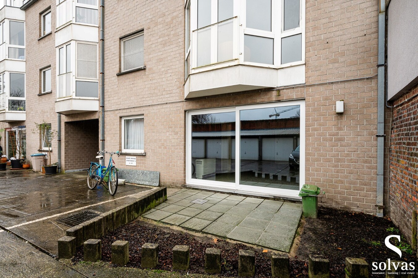 E&#233;nslaapkamerappartement met autostaanplaats in het centrum van Gent 