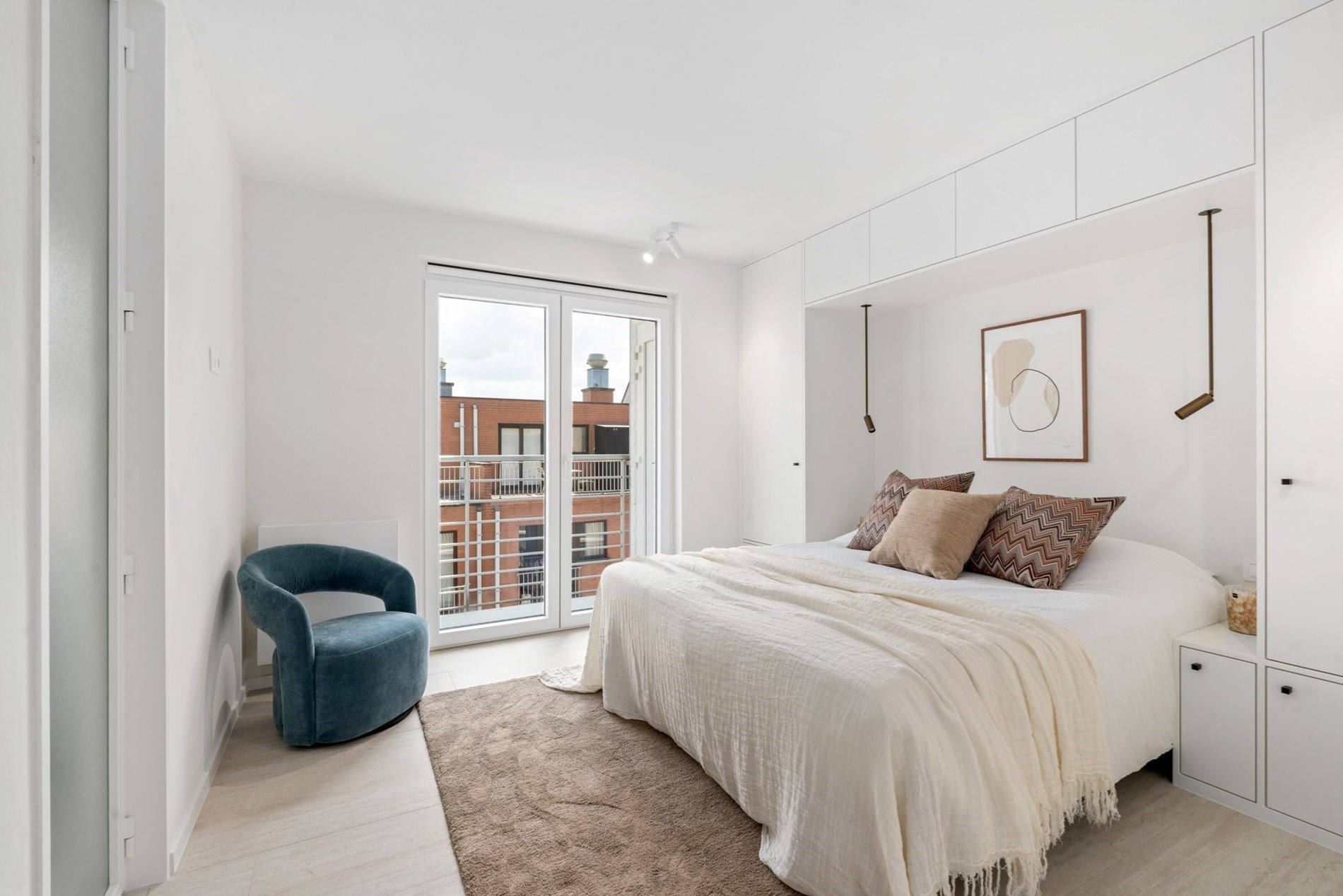 Appartement enti&#232;rement r&#233;nov&#233; b&#233;n&#233;ficiant d&#39;une vue panoramique sur la digue de Duinbergen ! (possibilit&#233; d&#39;achat d&#39;un garage) 