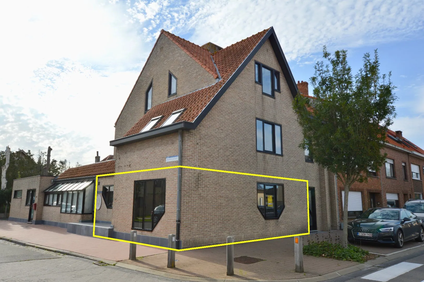 Gelijkvloers appartement in centrum Zandvoorde met 2 slaapkamers en terras
