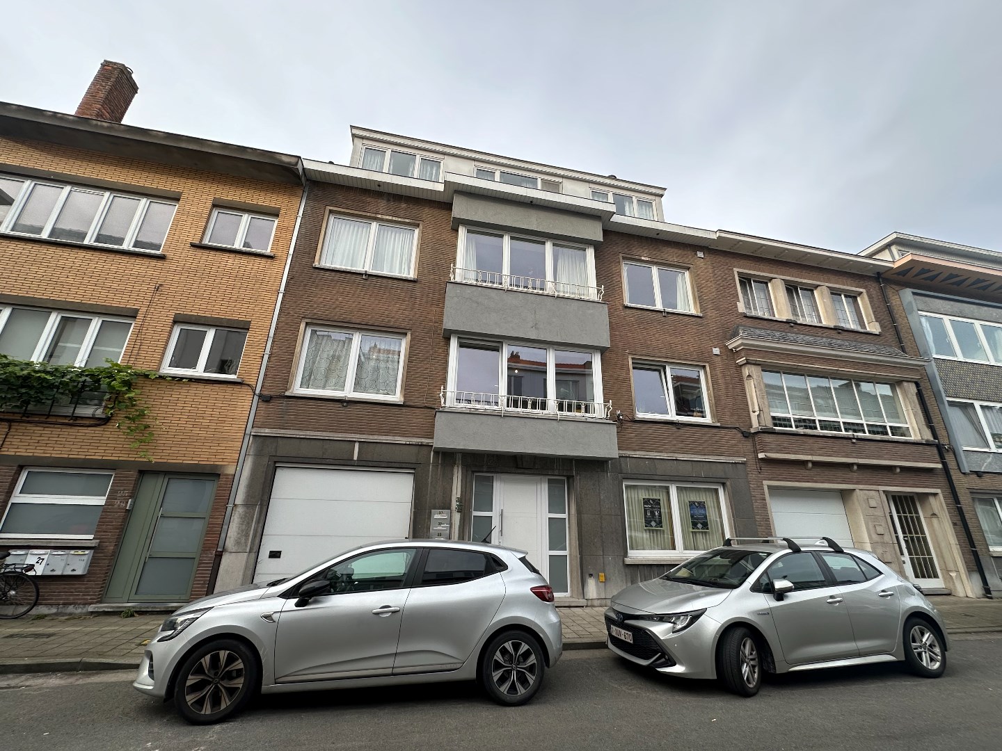 Lichtrijk en ruim appartement met zonnig terras 