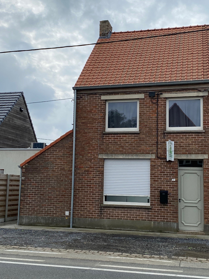 Recent gerenoveerde woning te Ichtegem te huur 