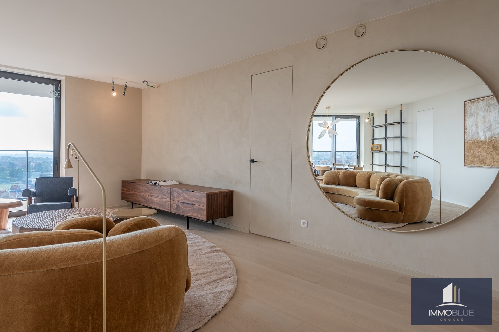 Luxueus appartement met zeer ruim terras gelegen in de exclusieve residentie The Tower. 