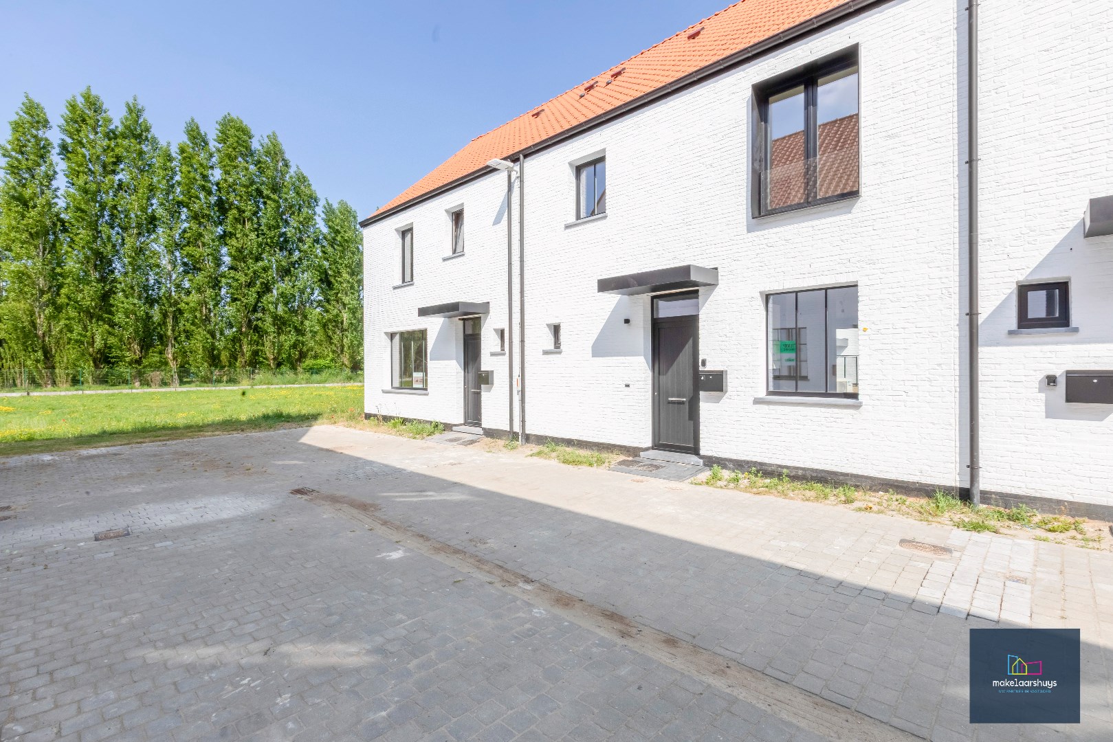 Kwalitatieve Lalys nieuwbouwwoning met tuin en parkeerplaats 