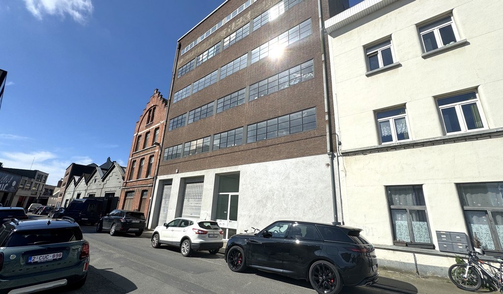 Loftkantoor nabij Park Spoor Noord in Antwerpen