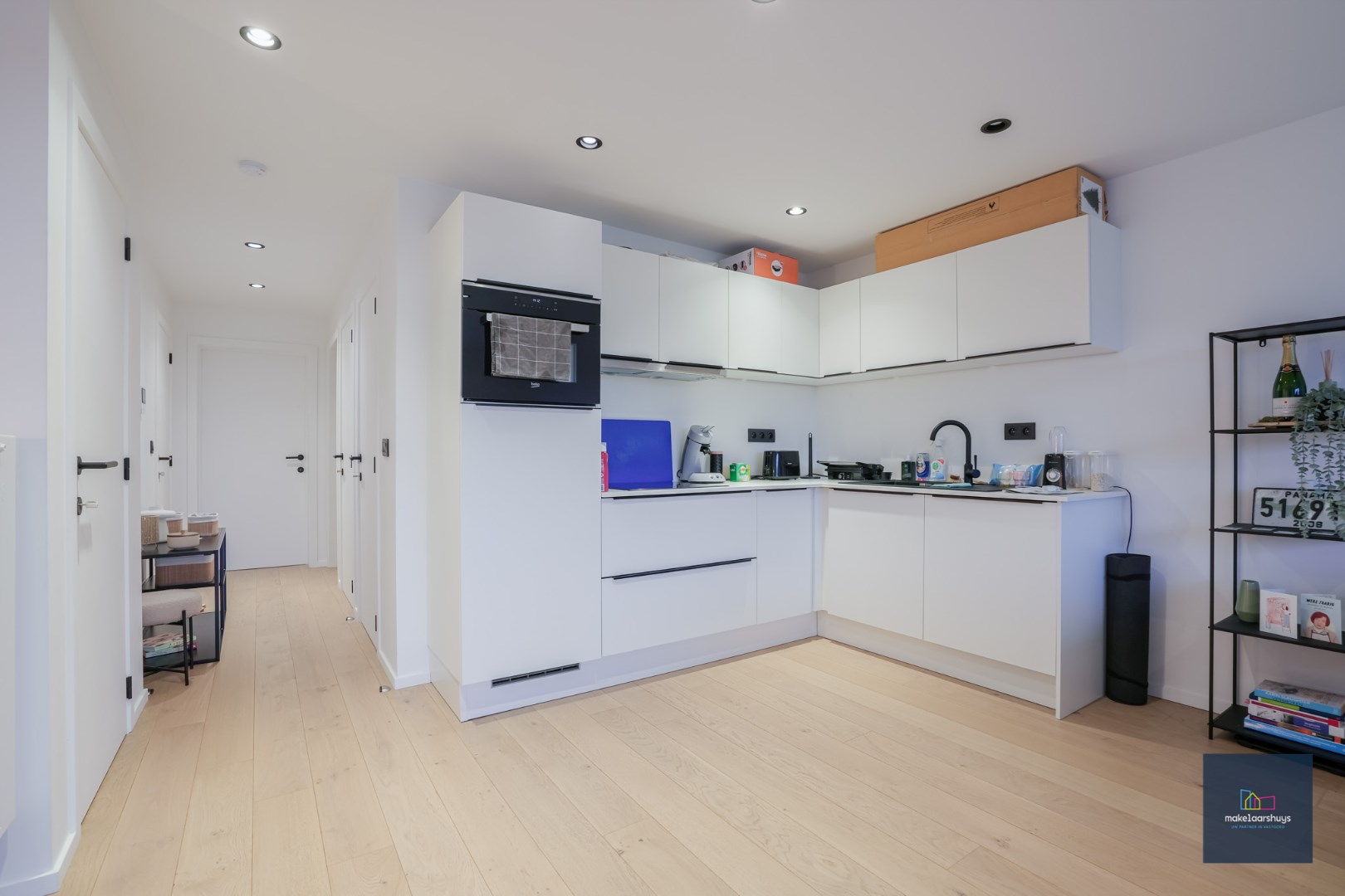 Instapklaar 2 slp. appartement met terras en grote gemeenschappelijke tuin. 