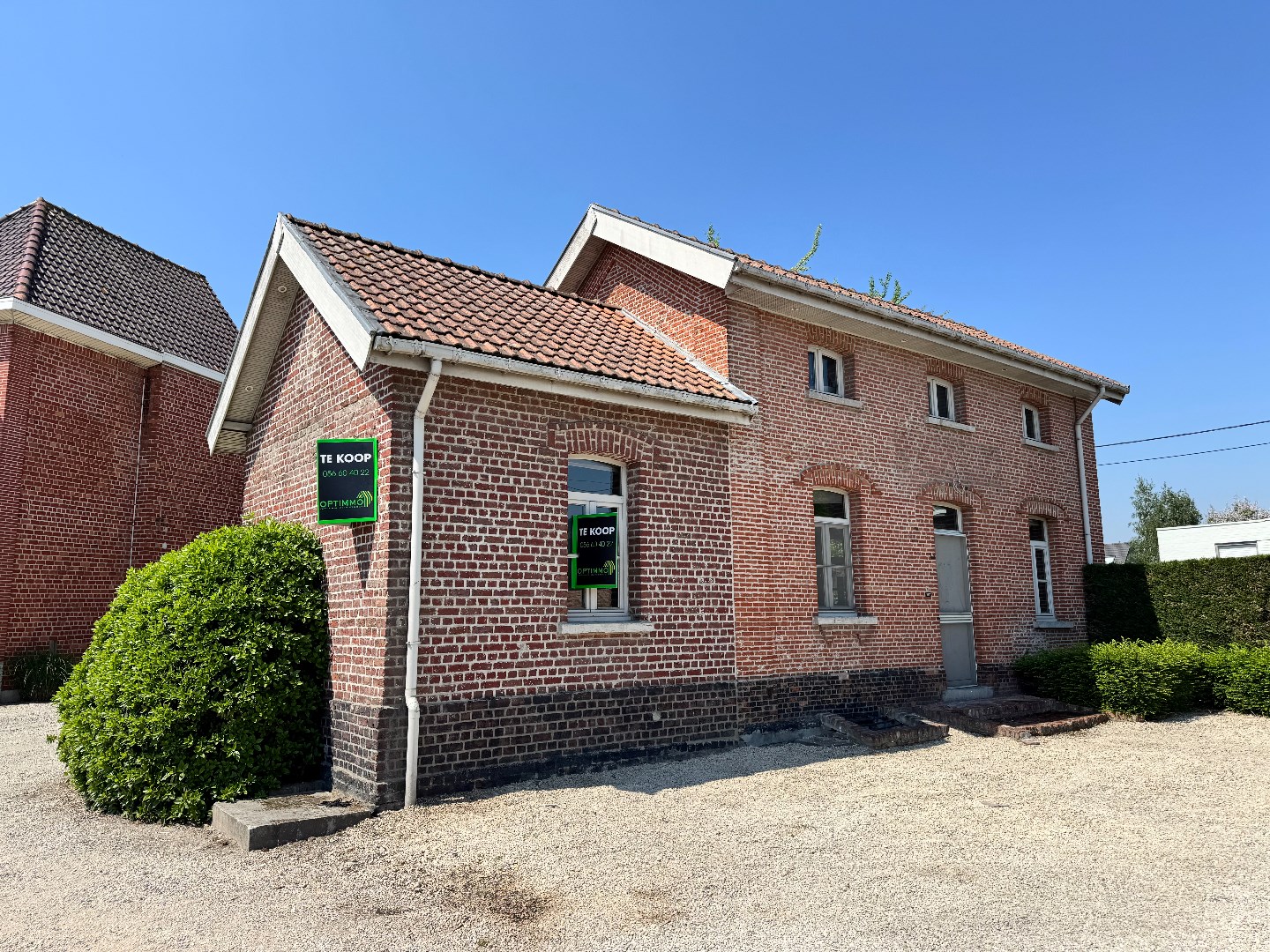 Veelzijdig handelspand op toplocatie te Sint-Eloois-Vijve 