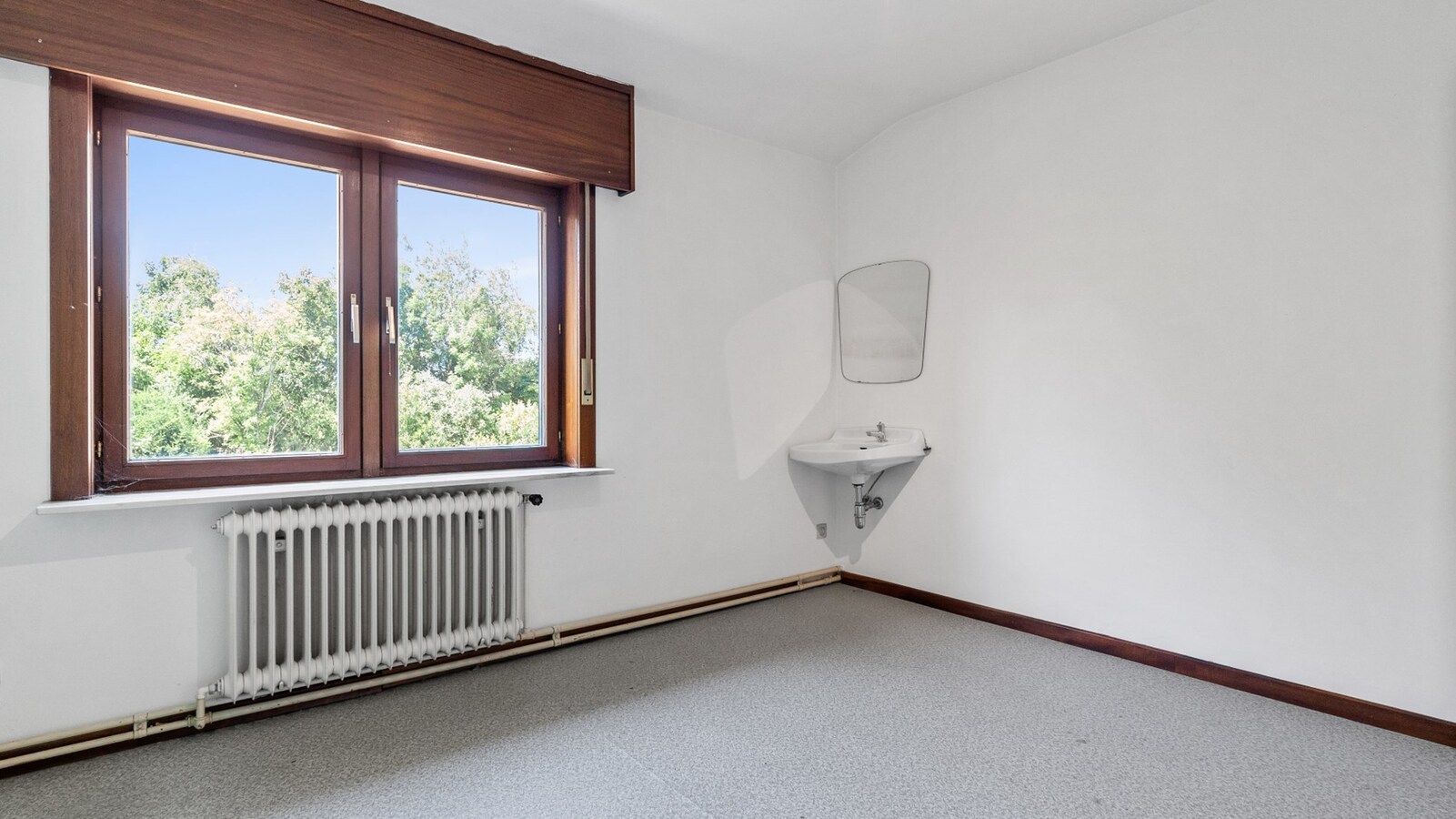 KESSEL-LO - 60&#39;s villa 5 slks op 6a40 