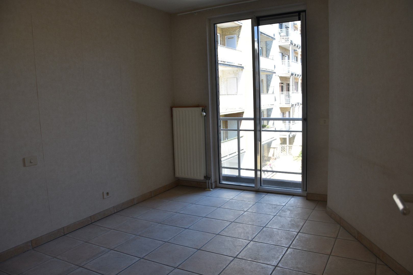 Zeer ruim appartement met 2 slaapkamers - JVZ253809 