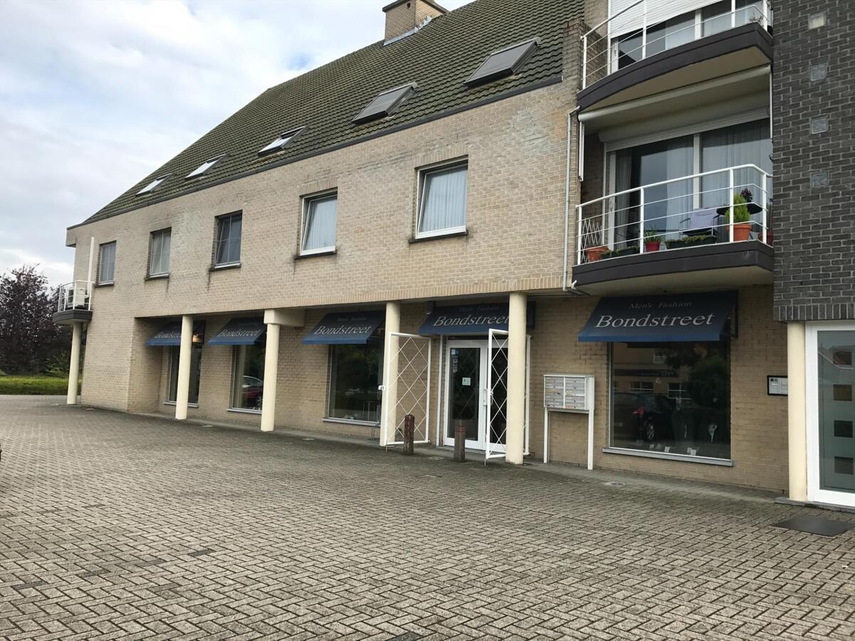 HERENT (LEUVEN) grote winkel/kantoorruimte 400m2 (IN OPTIE) 