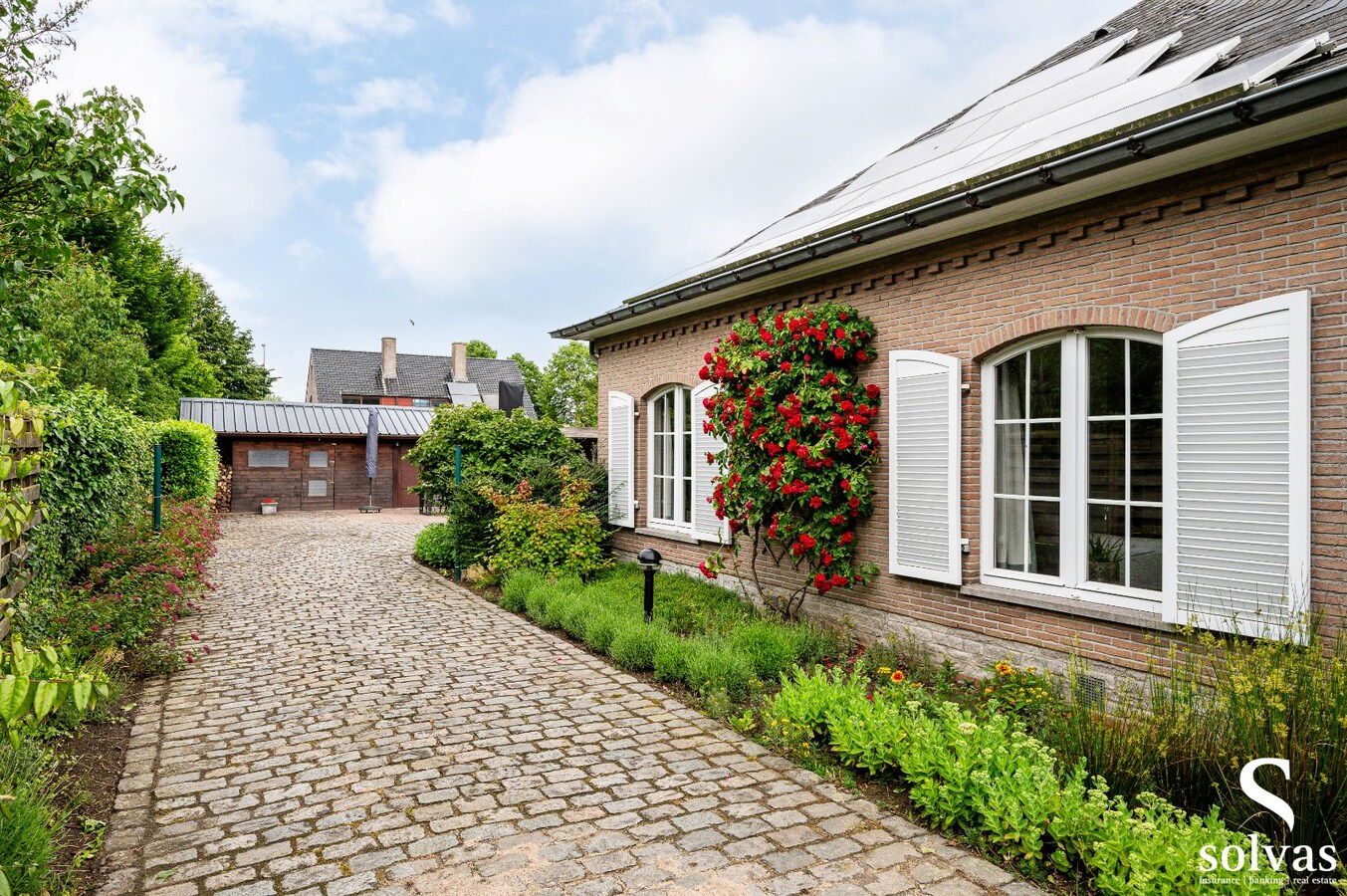 Vrijstaande woning in centrum Zomergem! 