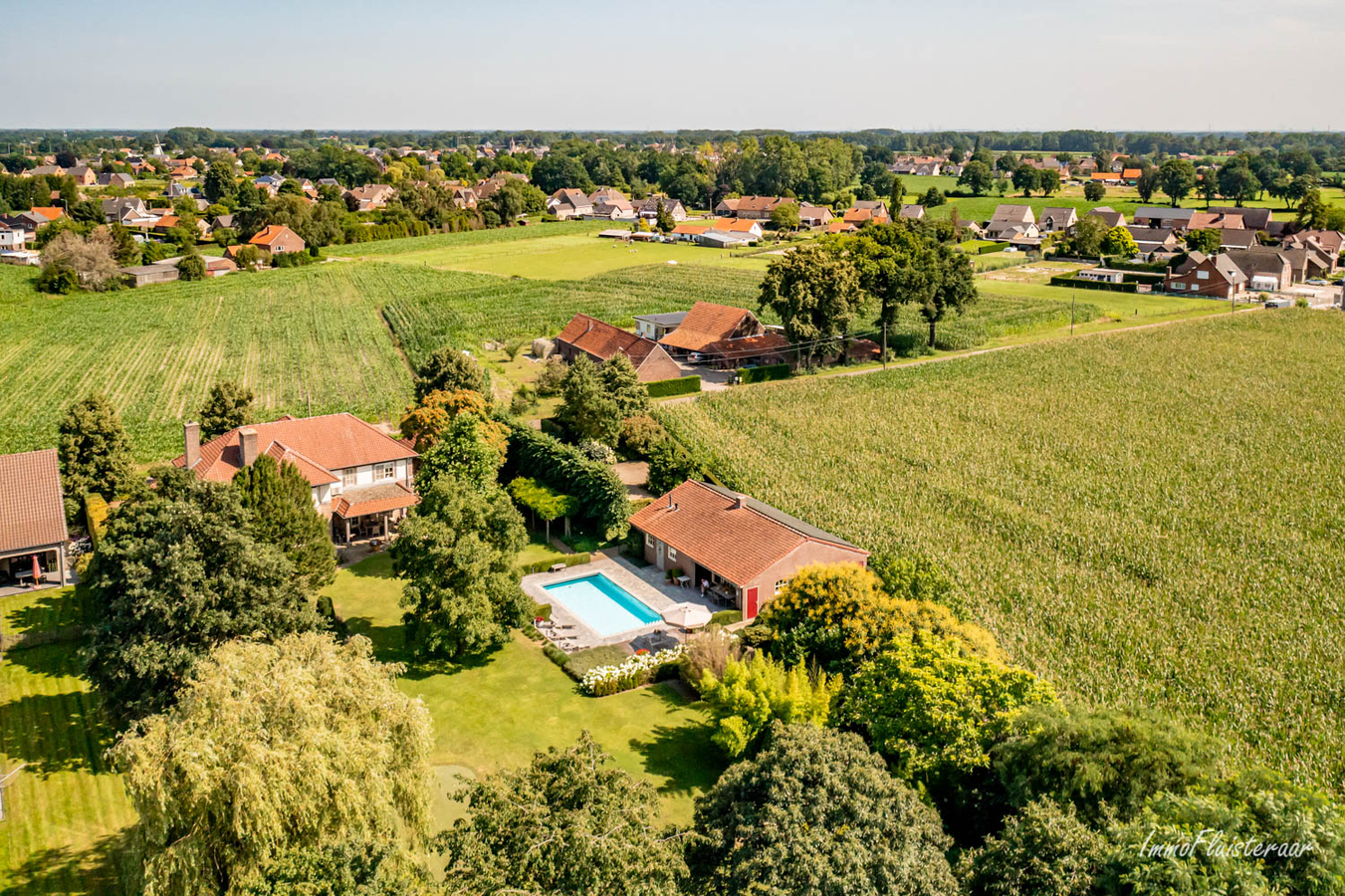 Prachtige villa met zwembad, achterliggende weilanden en een volledig ingericht poolhouse op +/-1,66ha te Kinrooi 