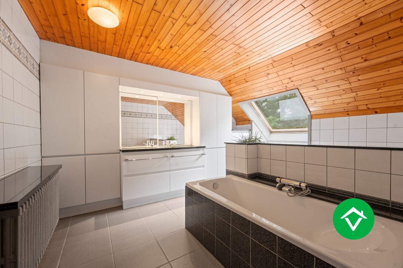 Prachtige villa met 4 slaapkamers in het groen te Jabbeke 