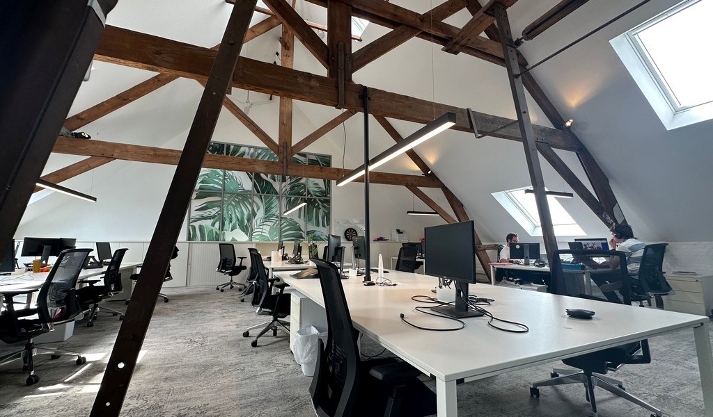 Kantoren en magazijn te huur in Eskimofabriek in Gent