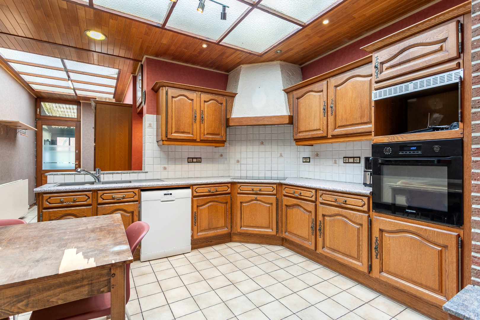 Ruime woning centrum Halle, 4 slpks en tuin 