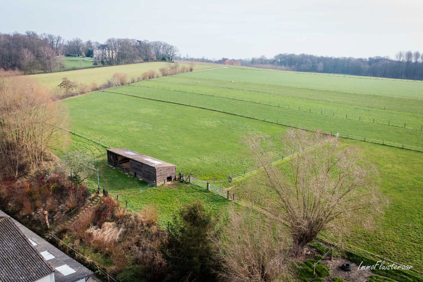 Ferme vendu À Asse