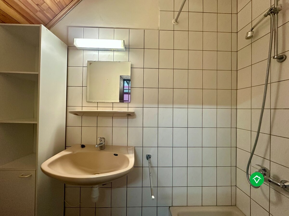 Gezinswoning met 3 slaapkamers en inpandige garage te koop in de Mokker (Koekelare) 