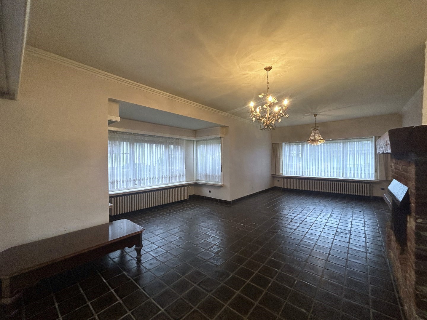Ruime woning met 4-5 slpk. in het centrum van Geel 