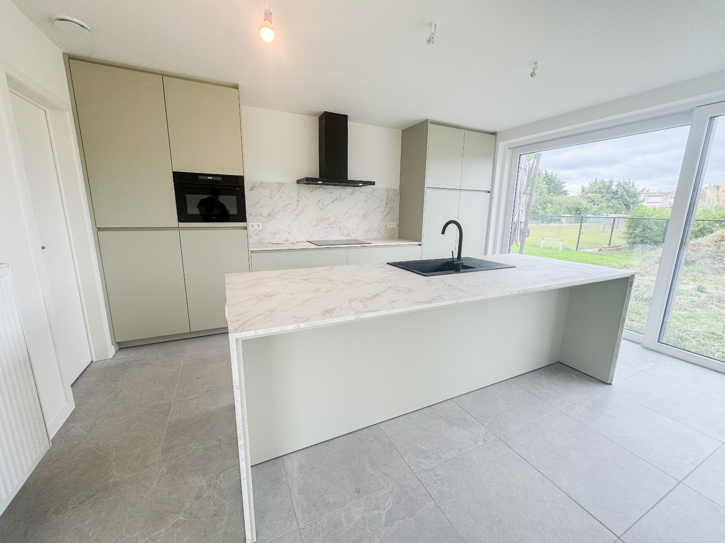 Prachtige halfopen nieuwbouwwoning met 3 slaapkamers in Houthulst 