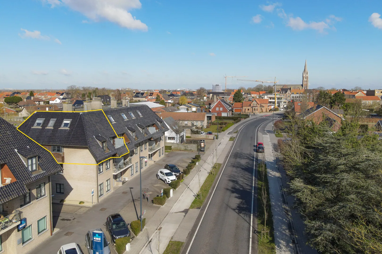 Duplexappartement met garage, terras en 2 slaapkamers