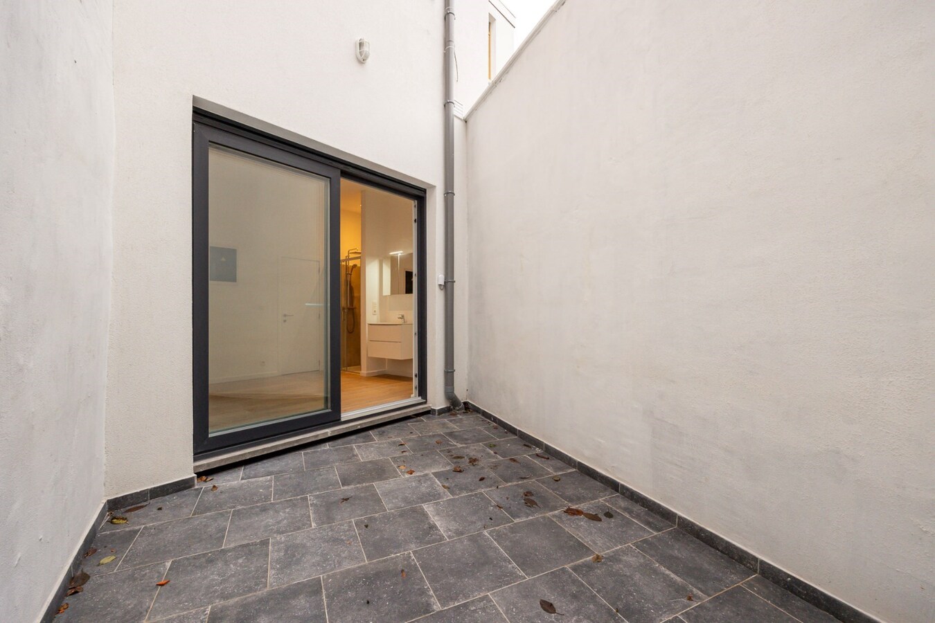Volledig gerenoveerd gebouw met 3 appt. te Borgerhout! 