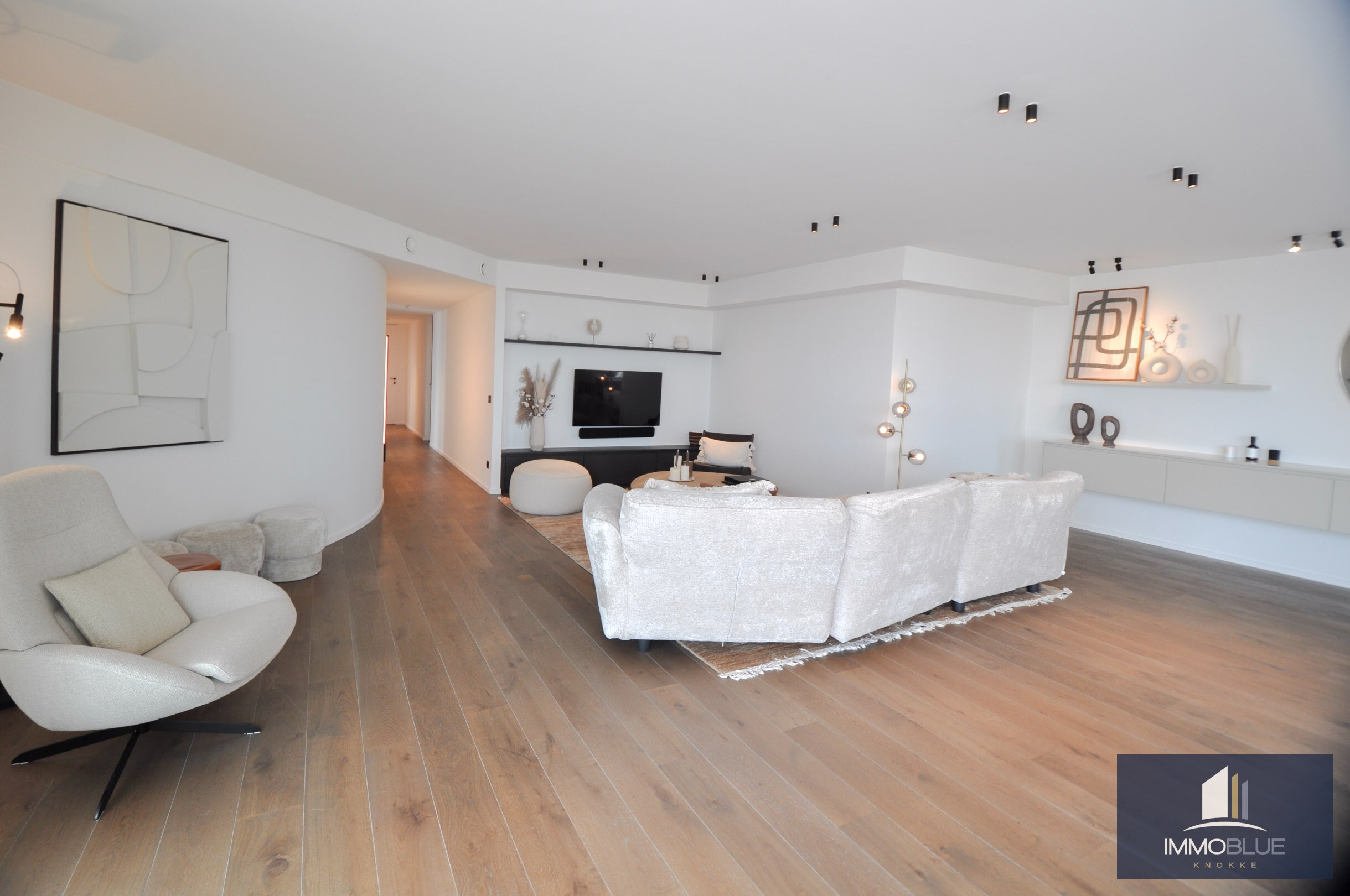 Appartement exclusif avec grandes terrasses et vue panoramique exceptionnelle. 