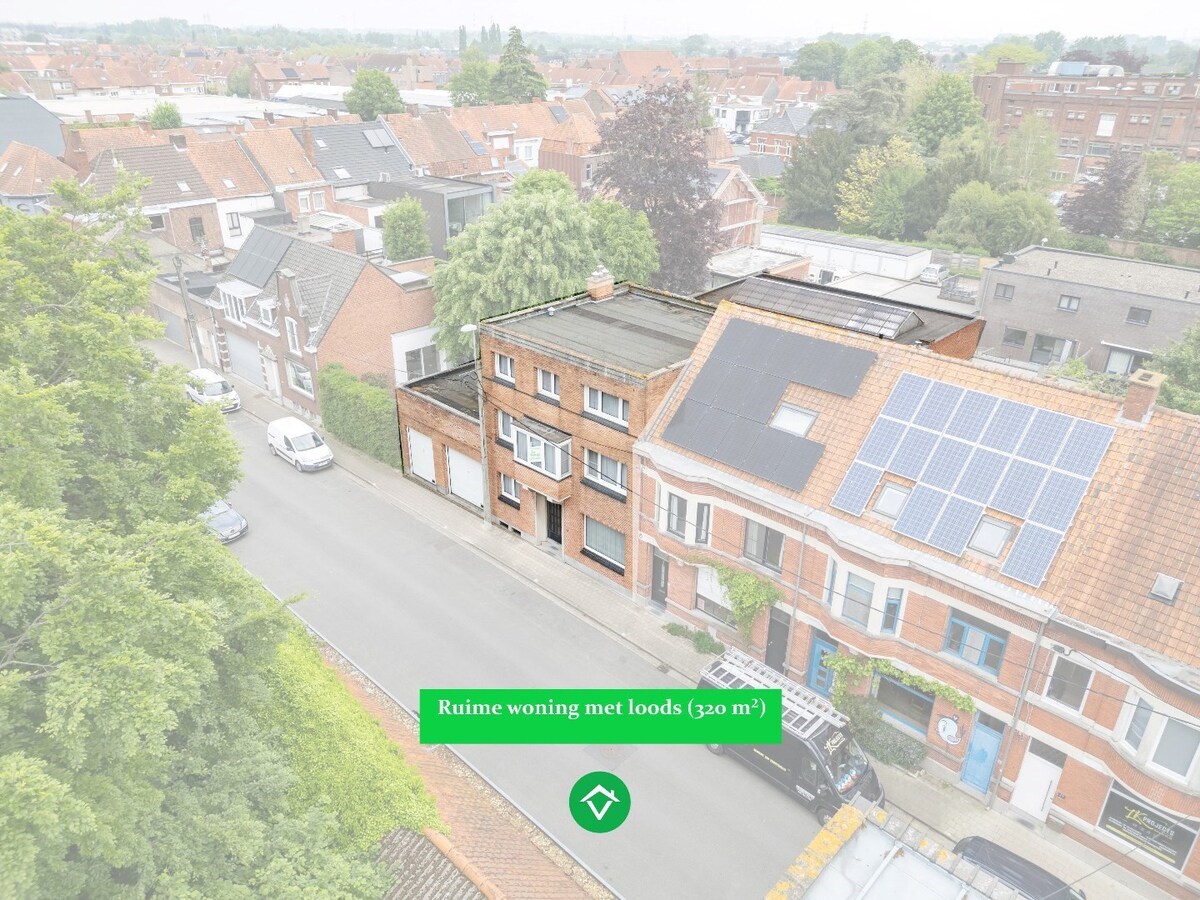 Ruime woning met 7 slaapkamers en loods (320m&#178;) in centrum Roeselare 